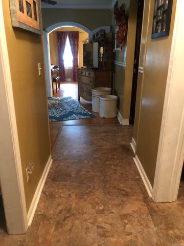 708 W 6th Street, Rector, AR 72461