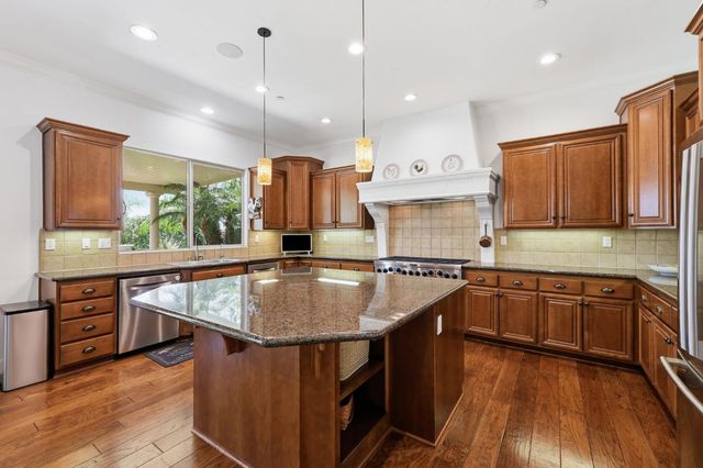 1926 LADERA Dr, Lincoln, CA 95648