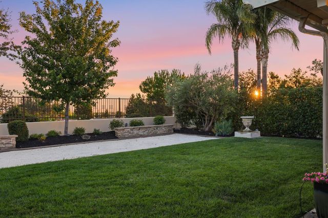 1926 LADERA Dr, Lincoln, CA 95648