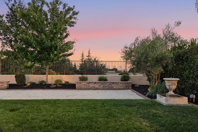 1926 LADERA Dr, Lincoln, CA 95648