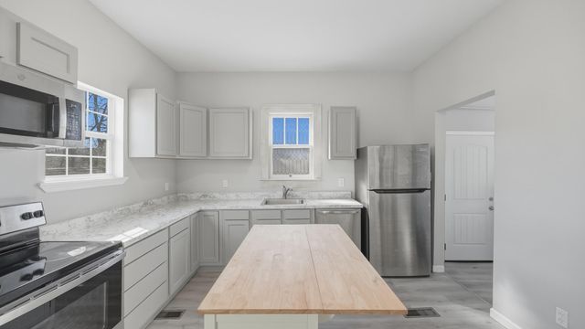 1712 Carson Avenue, Chattanooga, TN 37404