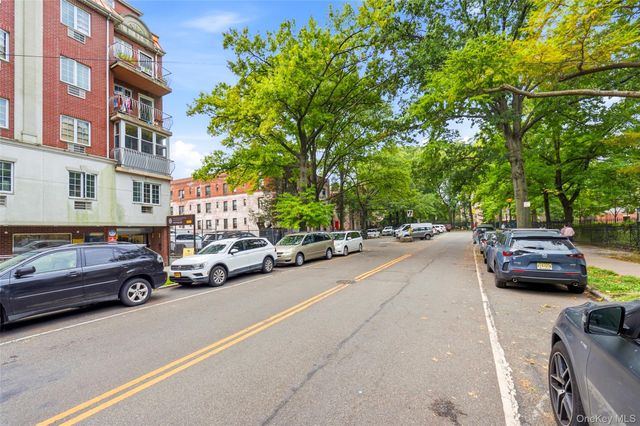 143-36 37th Avenue 5A, Flushing, NY 11354