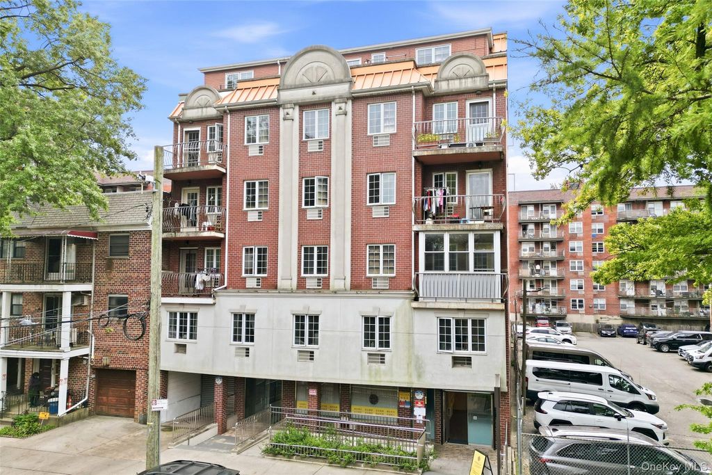 143-36 37th Avenue 5A, Flushing, NY 11354 — photo 2
