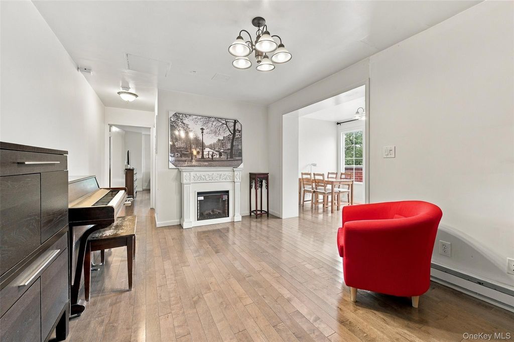 143-36 37th Avenue 5A, Flushing, NY 11354 — photo 4