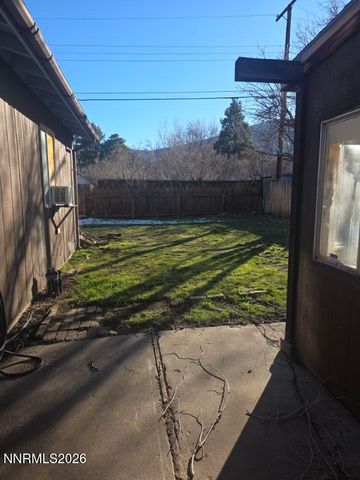 1005 W 4th Street, Carson City, NV 89703