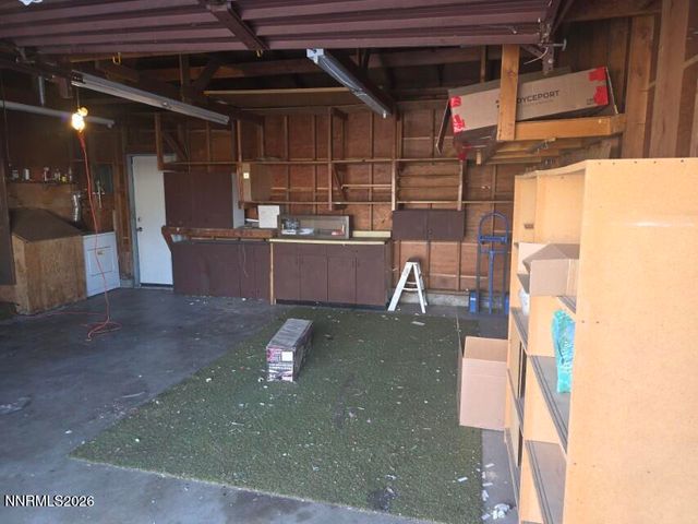 1005 W 4th Street, Carson City, NV 89703