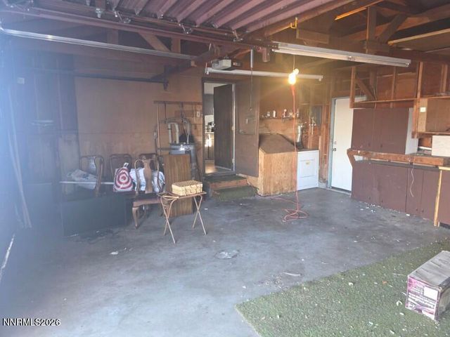 1005 W 4th Street, Carson City, NV 89703