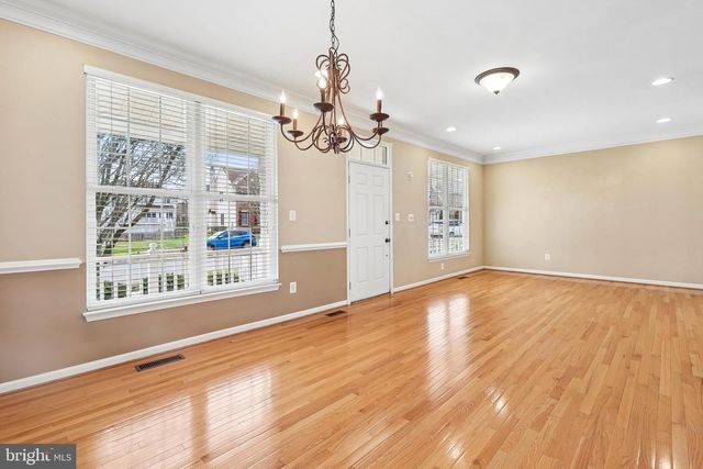 43110 BARONS ST, Chantilly, VA 20152