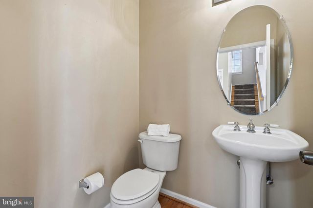 43110 BARONS ST, Chantilly, VA 20152