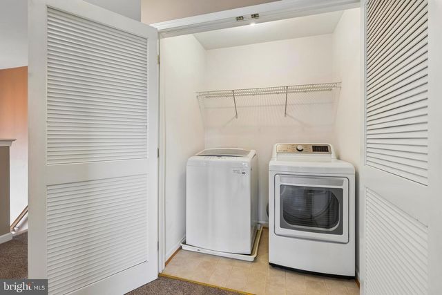 43110 BARONS ST, Chantilly, VA 20152