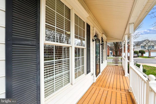 43110 BARONS ST, Chantilly, VA 20152