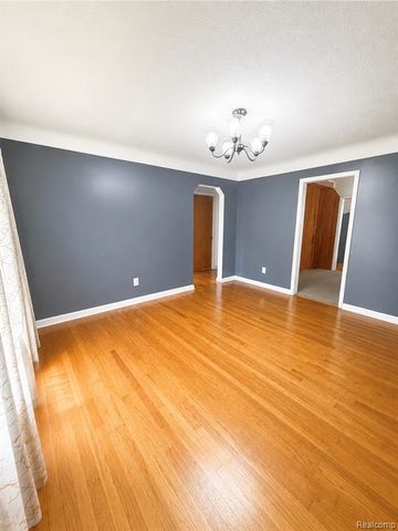 19166 Bentler Street, Detroit, MI 48219
