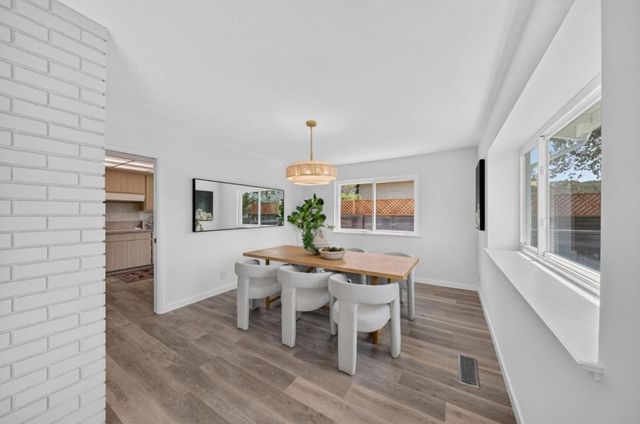 2428 Hastings Drive, Belmont, CA 94002
