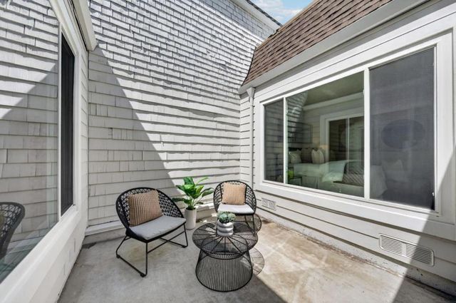 2428 Hastings Drive, Belmont, CA 94002