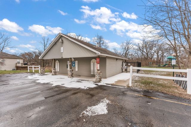 259 Fox Trail Court, Hobart, IN 46342