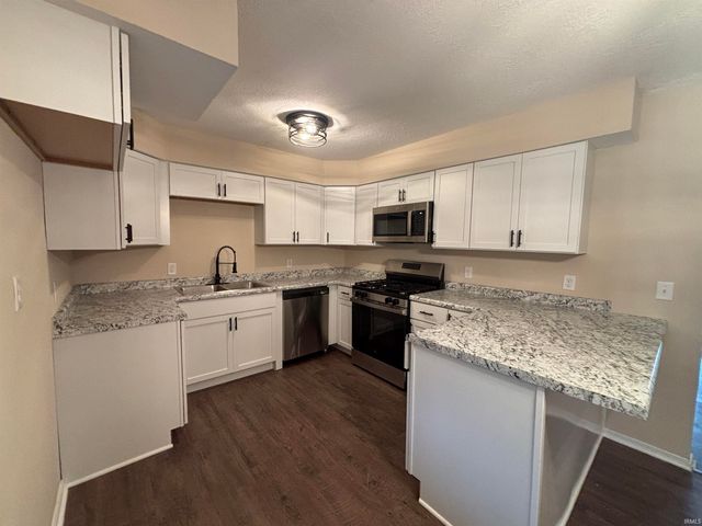 3701 Burrwood Terrace, Fort Wayne, IN 46815