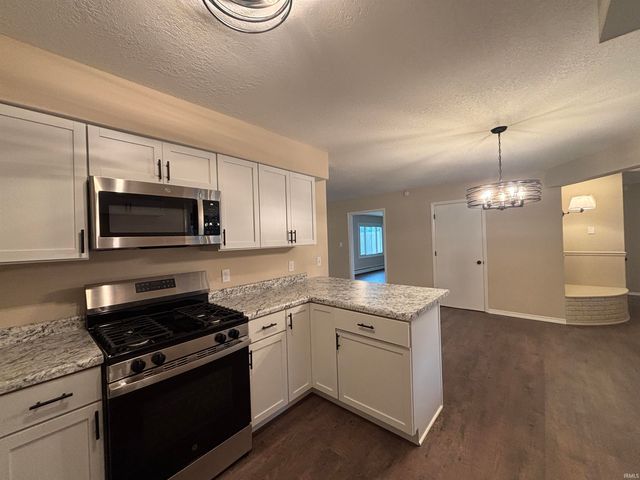 3701 Burrwood Terrace, Fort Wayne, IN 46815