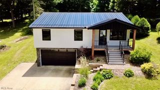 424 Garner Drive, Mogadore, OH 44260