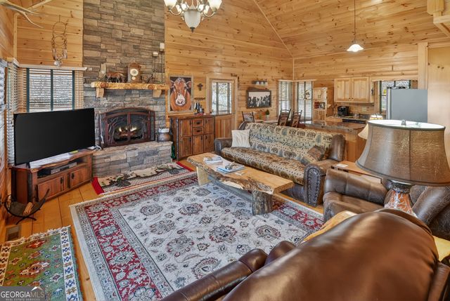 116 Davis Lane, Ellijay, GA 30540