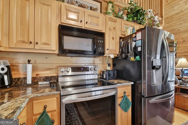 116 Davis Lane, Ellijay, GA 30540