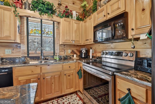 116 Davis Lane, Ellijay, GA 30540