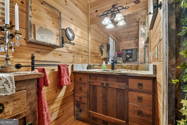 116 Davis Lane, Ellijay, GA 30540