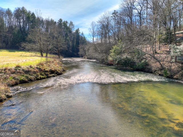 116 Davis Lane, Ellijay, GA 30540