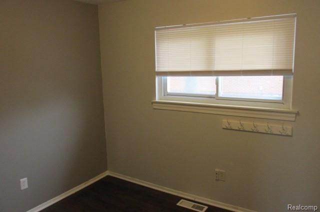 30467 Townley Street, Madison Heights, MI 48071