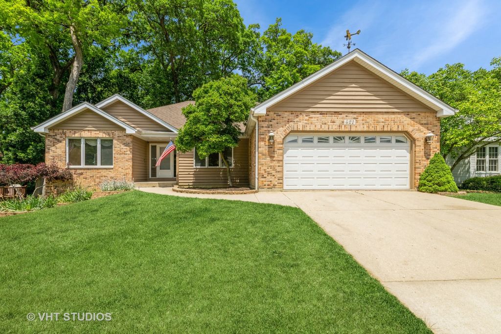 421 Windham Trail, Carpentersville, IL 60110