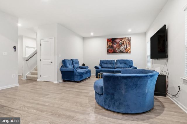 116 LADY MORGAN DR, York, PA 17402