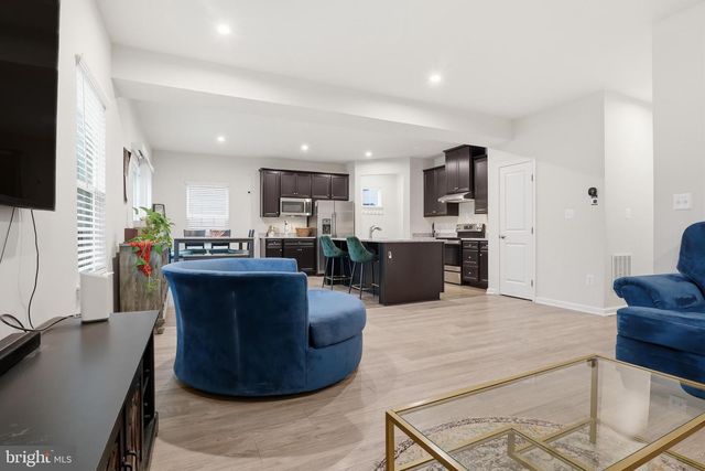 116 LADY MORGAN DR, York, PA 17402