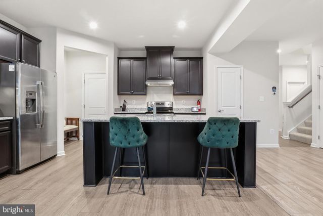 116 LADY MORGAN DR, York, PA 17402