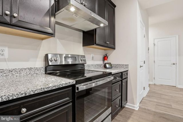 116 LADY MORGAN DR, York, PA 17402