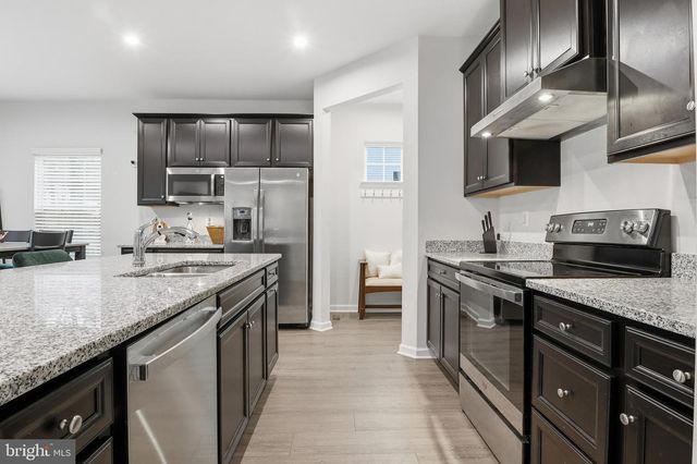 116 LADY MORGAN DR, York, PA 17402