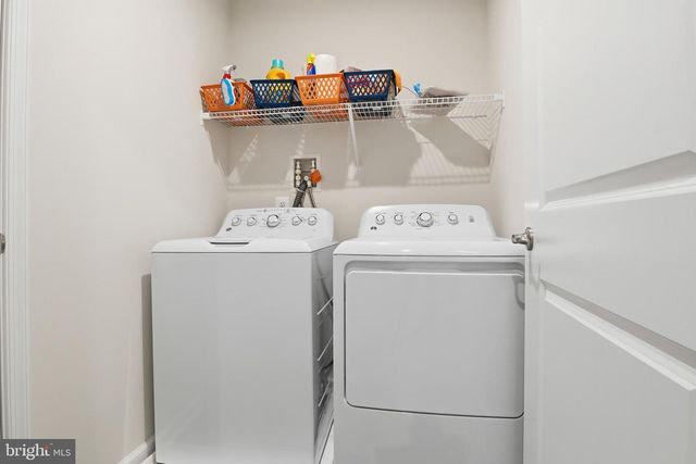 116 LADY MORGAN DR, York, PA 17402