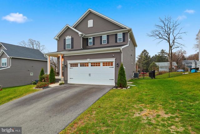 116 LADY MORGAN DR, York, PA 17402