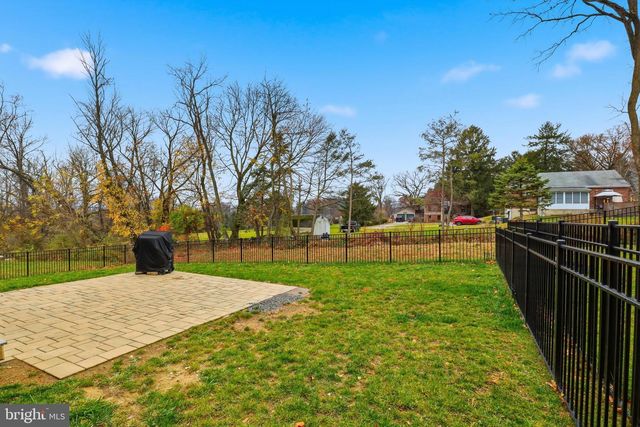 116 LADY MORGAN DR, York, PA 17402