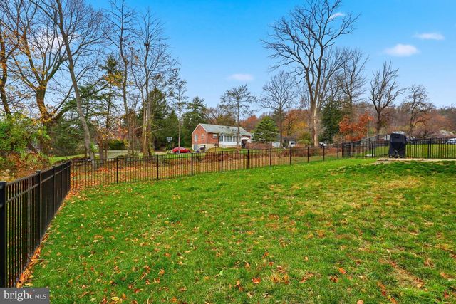 116 LADY MORGAN DR, York, PA 17402