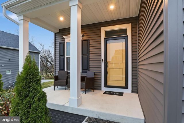 116 LADY MORGAN DR, York, PA 17402