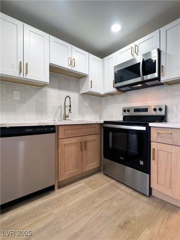 4600 University Center Drive 93, Las Vegas, NV 89119