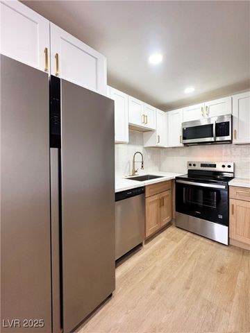 4600 University Center Drive 93, Las Vegas, NV 89119