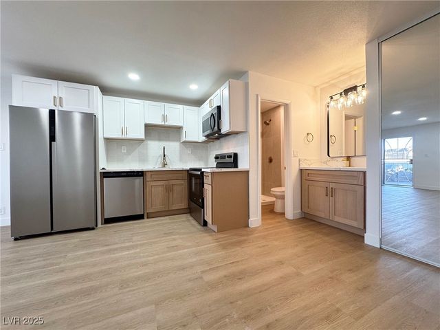 4600 University Center Drive 93, Las Vegas, NV 89119