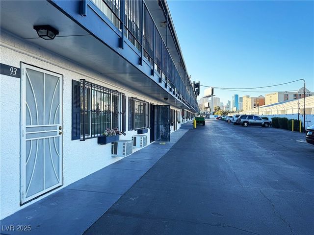 4600 University Center Drive 93, Las Vegas, NV 89119