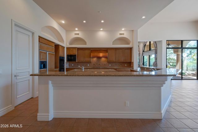 11429 E LE MARCHE Drive, Scottsdale, AZ 85255