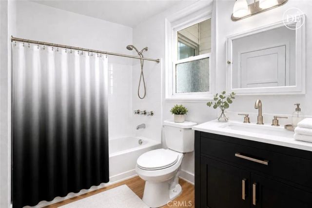 10603 Fernglen Avenue, Tujunga, CA 91042