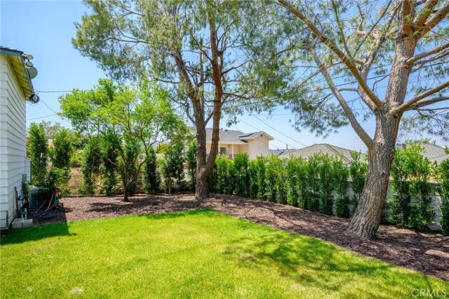 10603 Fernglen Avenue, Tujunga, CA 91042