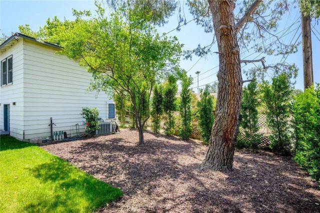 10603 Fernglen Avenue, Tujunga, CA 91042