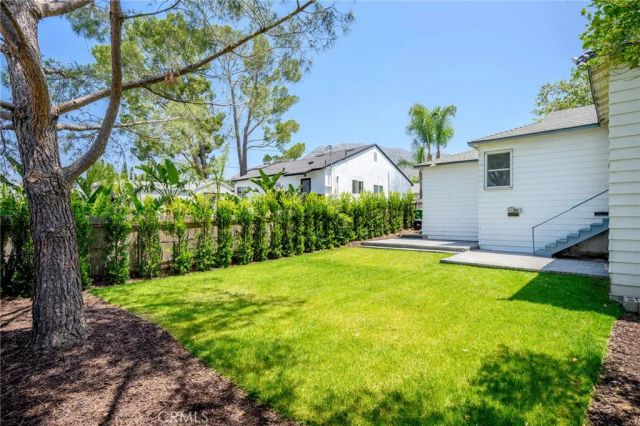 10603 Fernglen Avenue, Tujunga, CA 91042