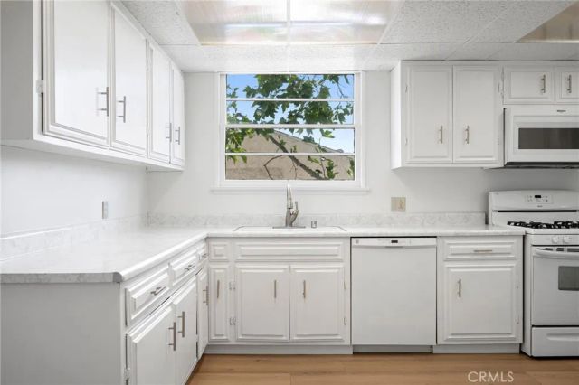 10603 Fernglen Avenue, Tujunga, CA 91042