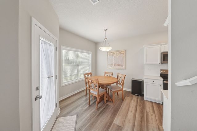 1101 NW 33rd Lane, Ankeny, IA 50023